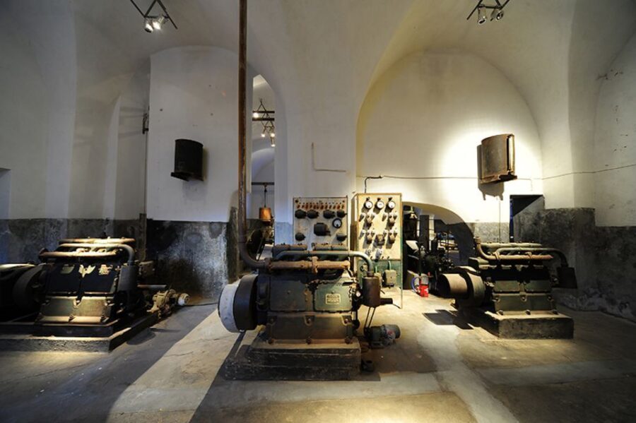 Santorini: Tomato Museum Admission Ticket with Audio Guide - Tomato Factory History, In Real Buildings in Vlychada