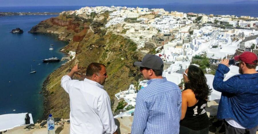 Santorini: Top Sights Small-Group Tour with Local Guide - Megalochori: traditional lanes with guided context