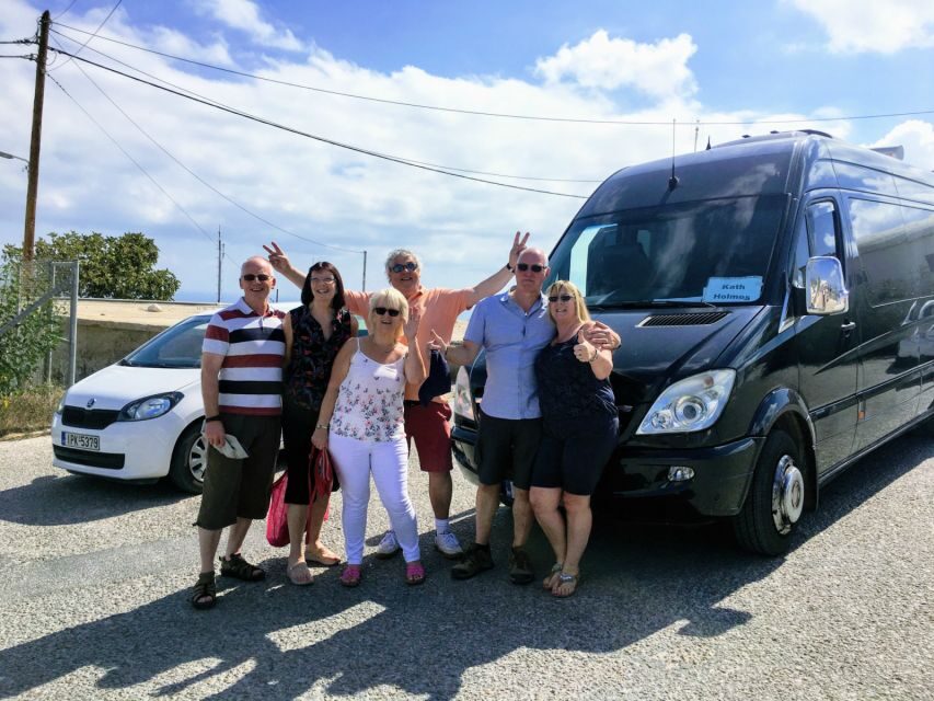 Santorini: Top Sights Small-Group Tour with Local Guide - Van rides that keep the day sane: the route’s rhythm