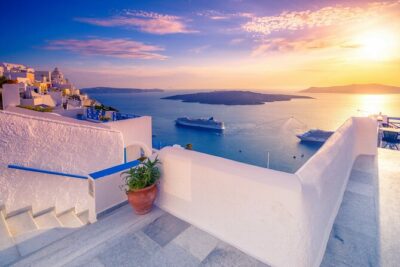 Santorini Tour Designed Especially for Cruise Passengers - Meeting at the upper cable-car station