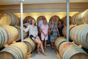 Santorini: Tour of Wineries with Wine Tasting & Food - The 4–5 hour rhythm: pickup, minivan rides, and a pace that works