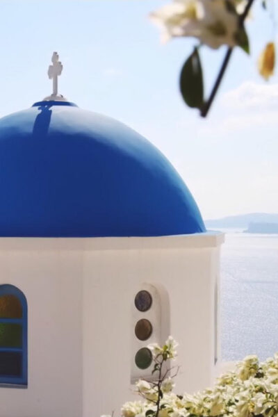 Santorini Tour with Pick-up from Heraklion - Oia: whitewashed lanes and caldera views
