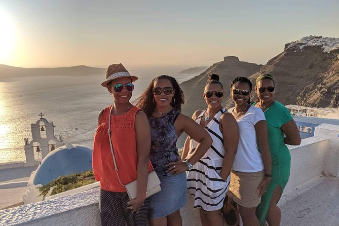 Santorini Unforgettable Experience Private Tour 6 - Hours - Perissa Black Sand Beach and a possible meal