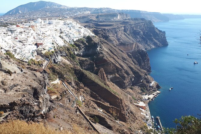 Santorini Unique Experience Organized Half Day Tour - Megalochori: 40 minutes in a quiet village