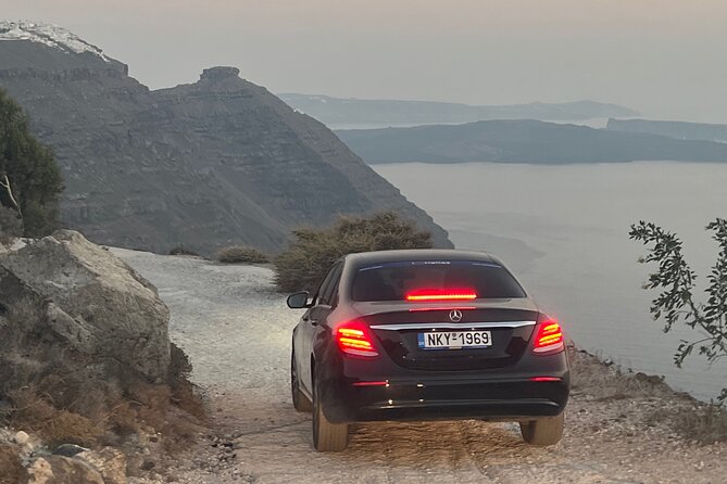 Santorini VIP Limousine Transfer Services - Who should book this Santorini transfer?