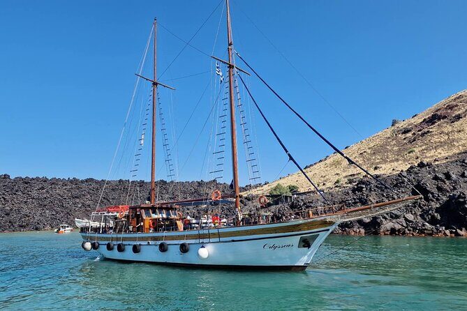 Santorini - Volcano and Hot springs - Stop 1: Volcano of Santorini From Erinia Bay (Crater Access Included)