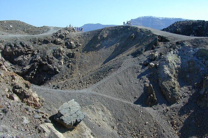 Santorini - Volcano and Hot springs Boat Trip with Bus Transfer - How this 3-hour Santorini volcano-and-hot-springs trip fits your day
