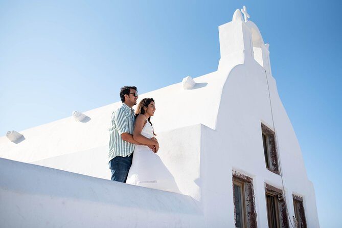 Santorini Walking Tour with a Personal Photographer - What you get: 25 edited images per hour, delivered in 2–3 days