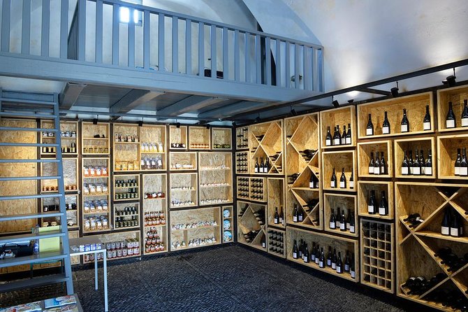Santorini Wine Tasting and Sunset Getaway Small Group Tour - The tasting format and what you may drink