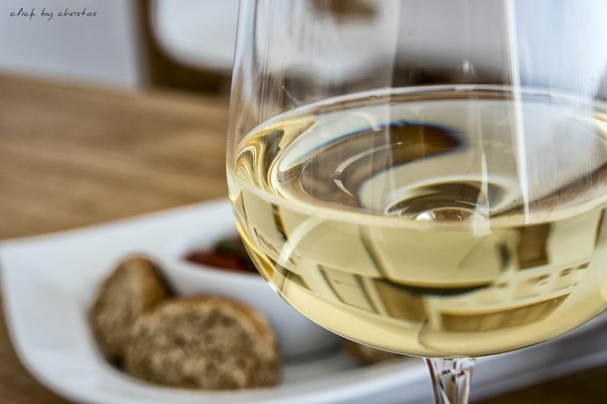 Santorini Wine Tasting & Food Pairing :Taste good life at Santorini - Key points at a glance