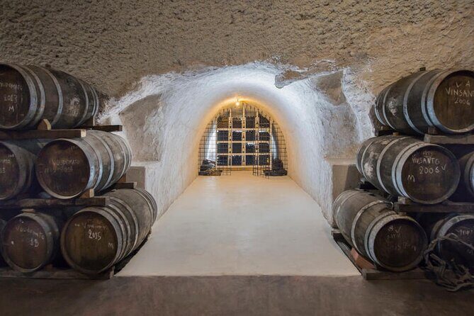 Santorini: Wine Tour with Sunset in Oia - Sun Spirit Bar in Oia: reserved sunset time with included wine