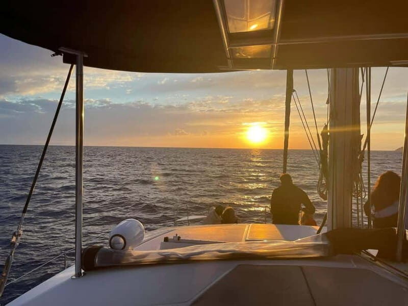 Santorini:All-inclusive Catamaran Cruise with Thirassia Stop - Ammoudi Bay photo stop: a calmer finish to the day
