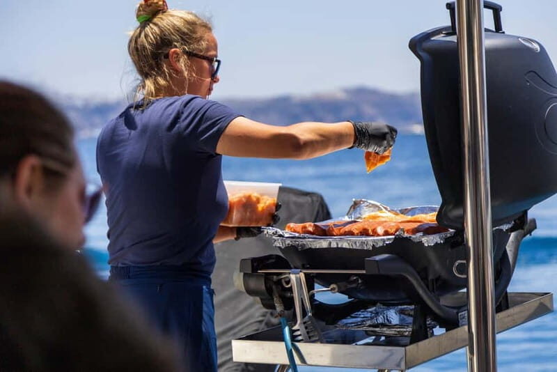 Santorini:All-inclusive Catamaran Cruise with Thirassia Stop - Getting started in Fira: van ride timing and what it means for your day
