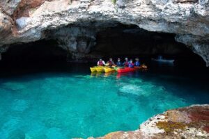 Sea Kayak in Kardamili - Delfinia Beach: the first taste of the route