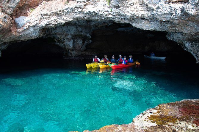 Sea Kayak in Kardamili - Delfinia Beach: the first taste of the route
