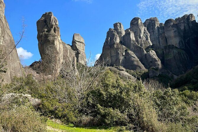 Secret Caves of Meteora - Sunset Hike - The foothills start: where the hiking vibe kicks in