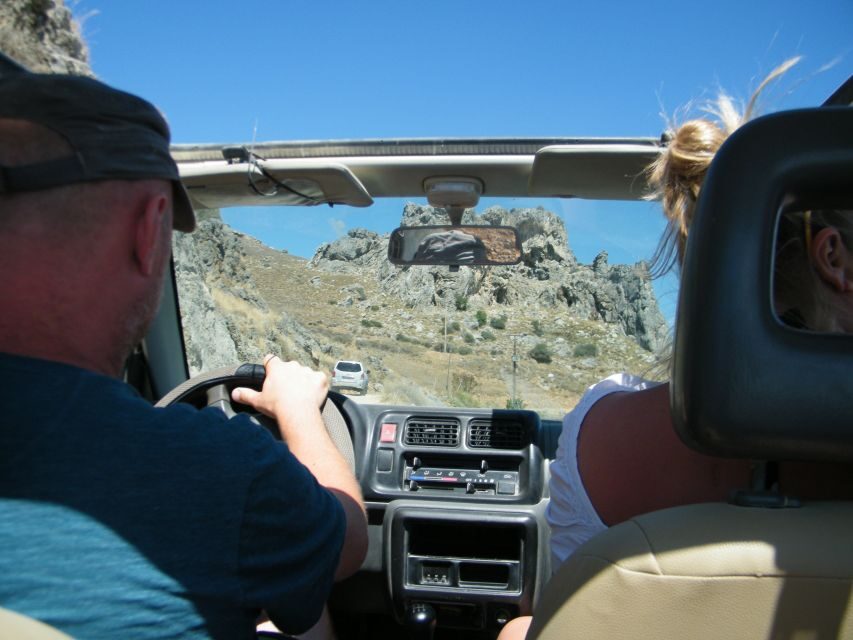Self-Drive Jeep Safari to South Coast, Palm Beach & Canyons - Lunch Time and the Ligres Beach Swim Break