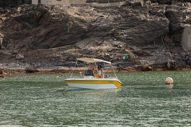 Self-Drive License-Free Boat Rental in Santorini from Vlichada - Your Boat’s Safety and Comfort Kit (So You Can Relax)