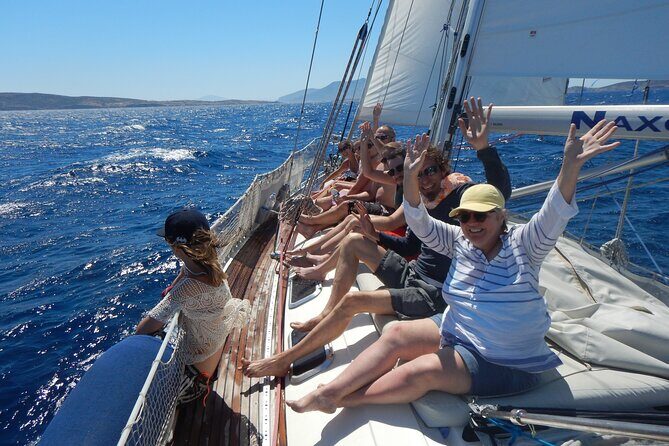 Semi-private Antiparos & Caves Blue Lagoon OR Rina Cave & Small Cyclades - Lunch Not Included: Plan Your Food Without Panic