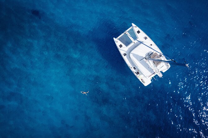 Semi Private Cruise with luxury Catamaran in Delos and Rhenia islands - Group size, comfort, and the cruise mood