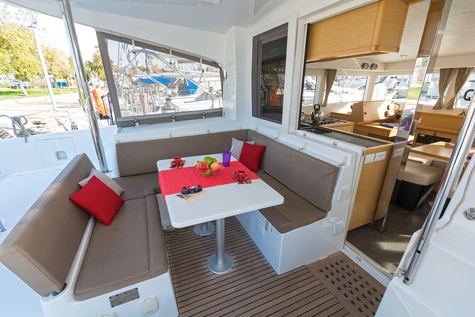 Semi Private Cruise with luxury Catamaran in Delos and Rhenia islands - Seeing Delos without visiting the ruins