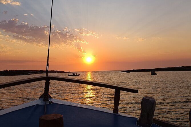 Semi-Private Half Day/Sunset cruise - What you’re really booking: a Paros sunset cruise that fits real time