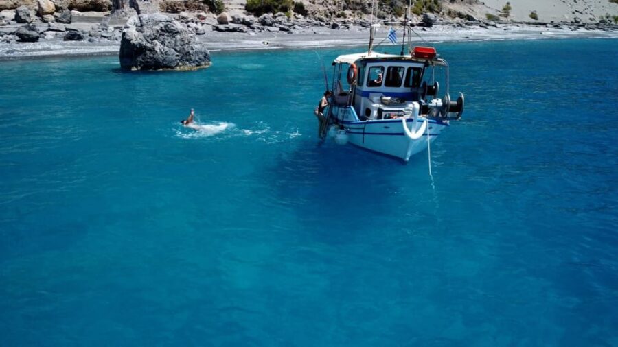 Sfakia fishing trip daytime - What to bring for a smoother day on Nektaroula