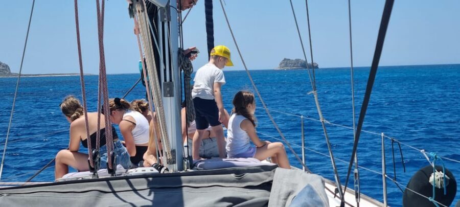 Shared Balos and Gramvousa Sailing Trip with Meal and Drinks - Kissamos departure: finding the boat and getting settled fast