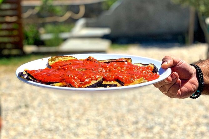 Shared Group Cooking Class at Home of Mykonian Family in Mikonos - Who Will Enjoy This Most