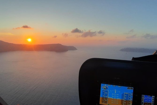 Shared Helicopter Tour Santorini 20 minutes - 2 passengers - Red Beach from the air