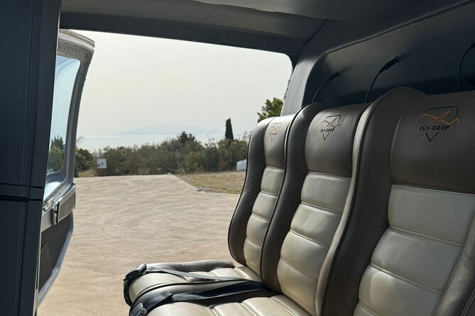 Shared Helicopter Tour Santorini 20 minutes - 2 passengers - Oia, white buildings, and the northern tip