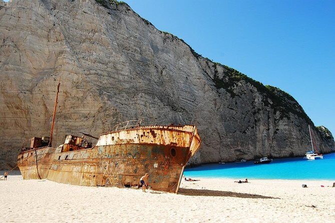 Shipwreck and Blue Caves- 8m Private Boat Tour (up to 11pax) - Price and Value for Up to 11 People