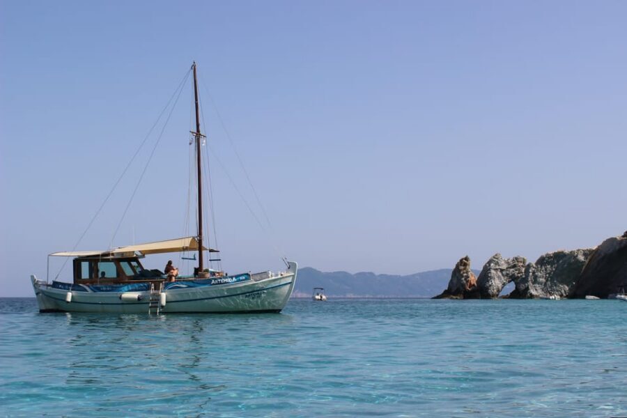 Skiathos: Boat Cruise with Dinner & Sunset Viewing - Quick takeaways before you go