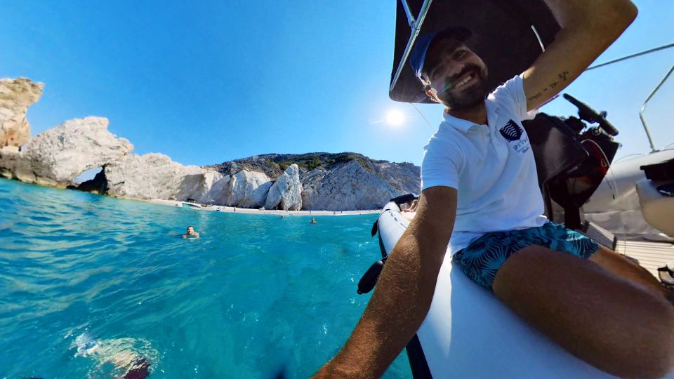 Skiathos: Private Day Cruise with a Speed Boat around island - Leaving from the Old Port