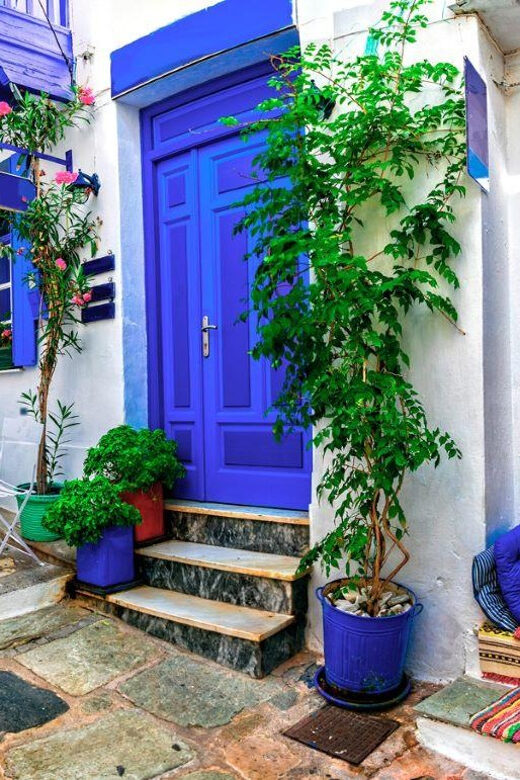 Skopelos: Mamma Mia Experience - The coach vibe: ABBA music, safe transport, and guides who set the tone
