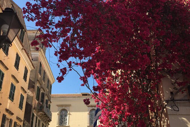 Small-group Corfu Town Historical Walking Tour - Small-Group Size: Why Your Guide’s Answers Matter