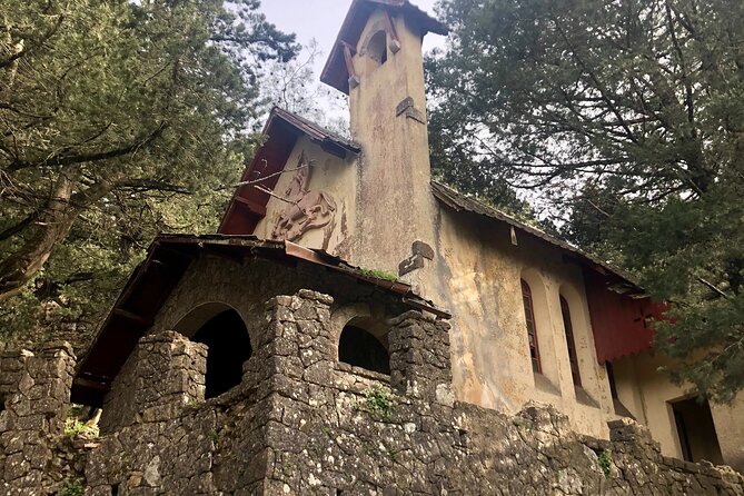 Small Group Hiking from Salakos to Profitis Ilias - The descent past the villa and chapel