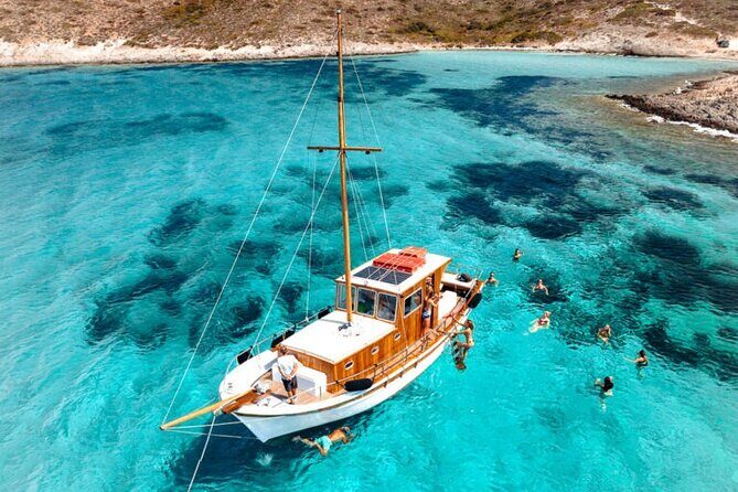 Small Group Kaiki Cruise & Greek Gastronomy Experience - What you actually get included: food, drinks, and snorkeling basics
