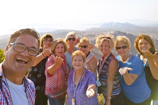Smooth and Fun Taste of Santorini Private Tour - Oia in 90 minutes: caldera views, white streets, and real breathing room