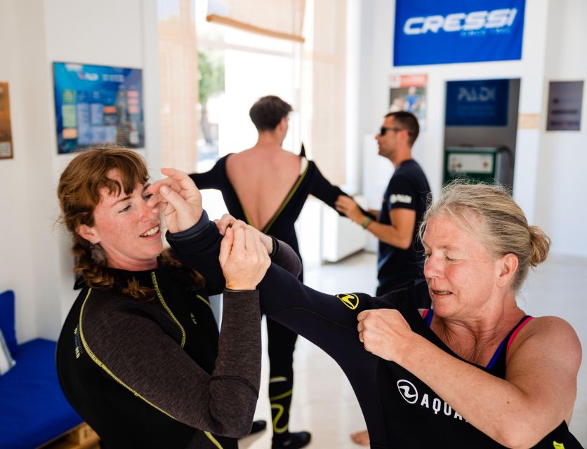 Snorkeling guided tour in beautiful Marathopoli - Why Marathopoli is a good place to start snorkeling