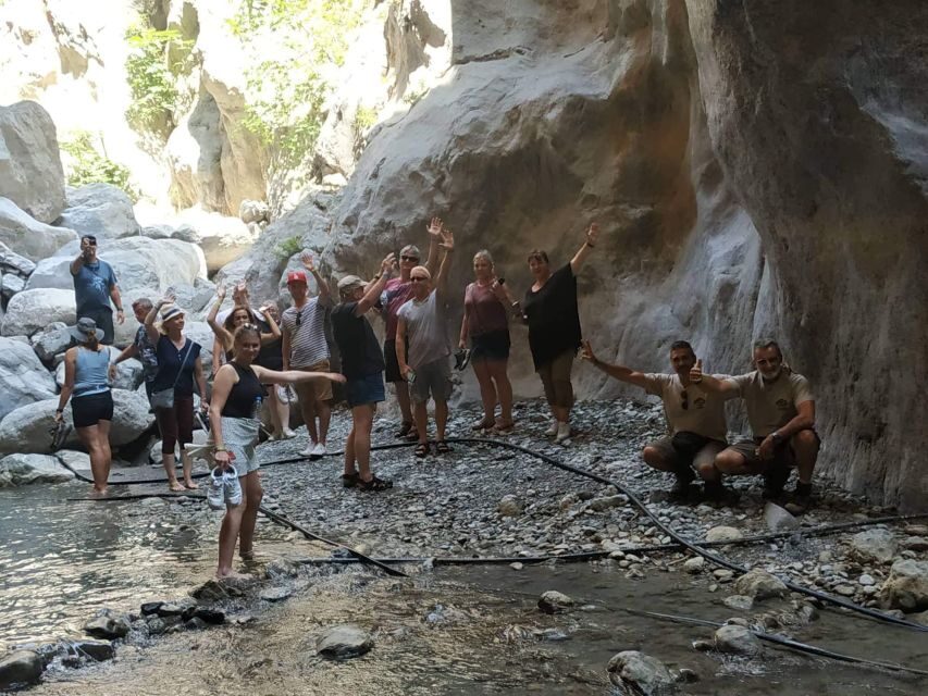 South Crete: Sarakinas Gorge Hike, Swim & Jeep Safari - Traditional village, plateau cafe, gorge meal: the food rhythm is smart