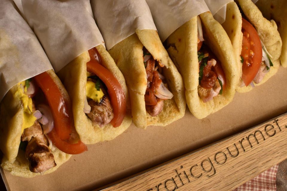 Souvlaki Class in Mykonos - The tzatziki contest