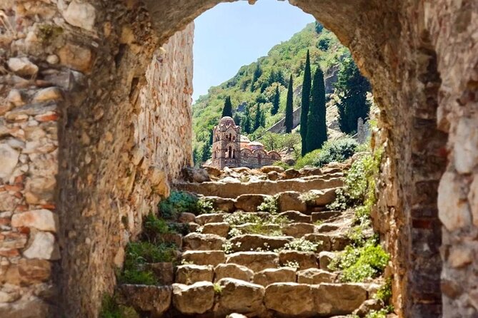 Sparta, Mystras & Limeni Traditional Village Private Day Tour - Sparta, Leonidas, and a short look at the ancient city