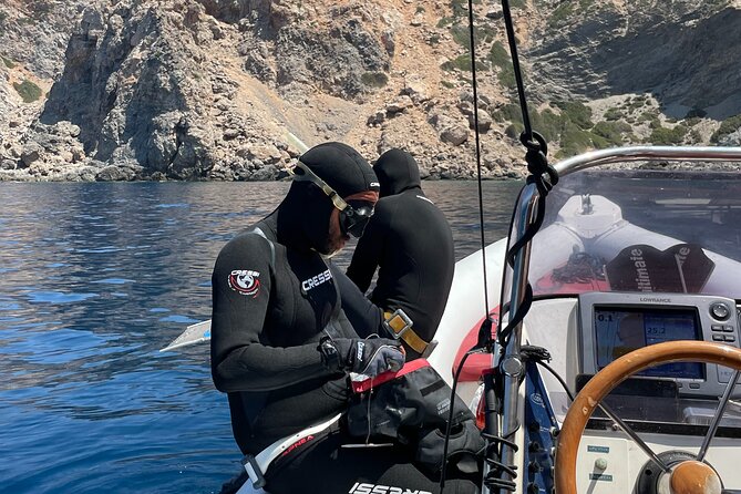Spearfishing in Chania, Crete (price is per group) - Learning from an instructor and local spearfisherman