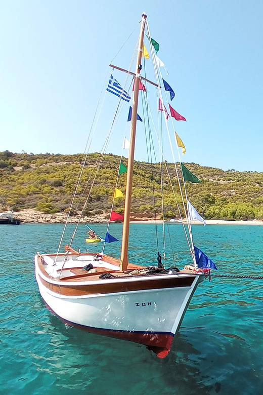 Spetses Island Boat Exploration ΖΩΗ e-kaiki - Practical points before you book