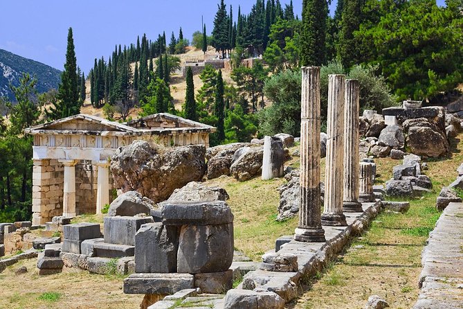 Spiritual Delphi & Thermopylae Battlefield Private Full Day Tour - What the $301.65 price means