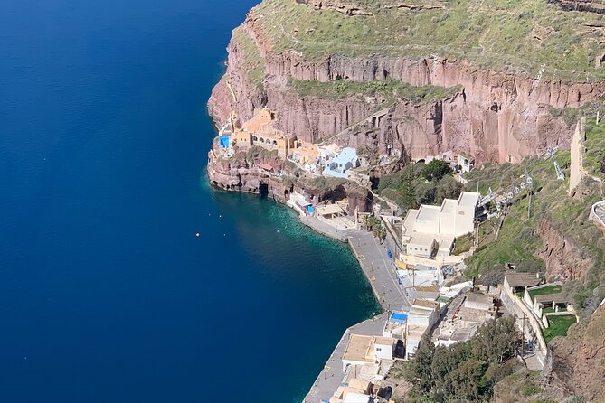 Stress-Free Santorini Shore Excursion: Private Highlights Tour - Gavalas Winery: four local wines and volcanic soil