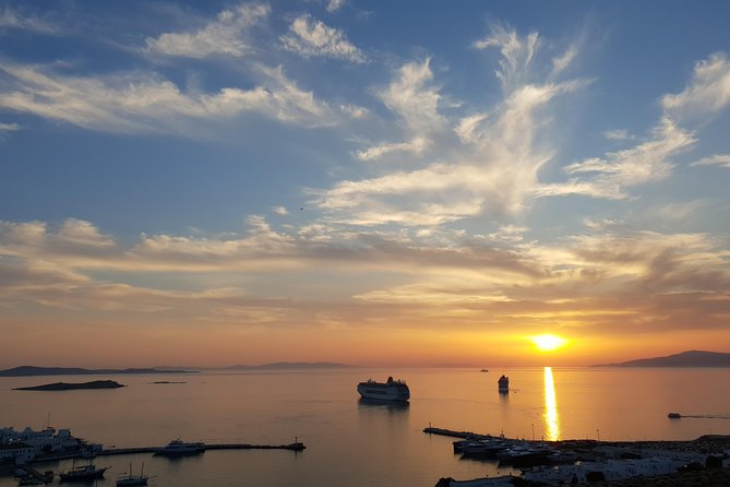Sunset cruise to Rhenia& Little Venice with transfer - Timing, transport, and weather advice