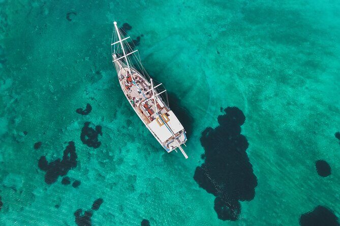 Sunset Dinner Cruise: Sunset, Swim, Drinks, and Dinner Onboard - Getting to the boat at Piraeus (and what to do about pickup)