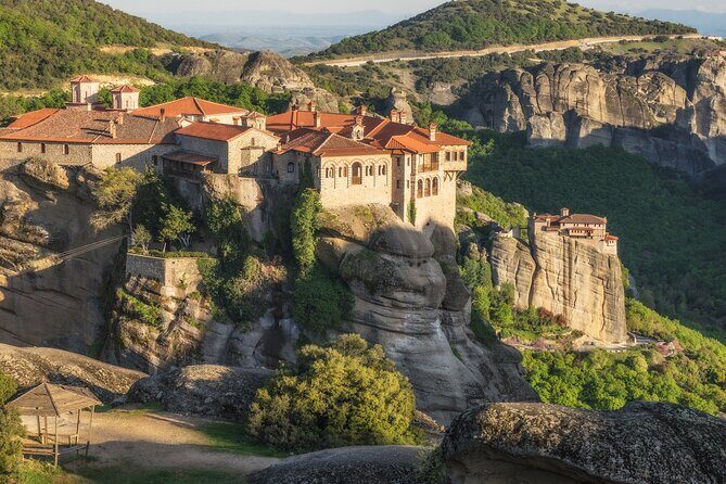Sunset Meteora Photo Tour - Tripod, tips, and “what to do when the shot isn’t happening”